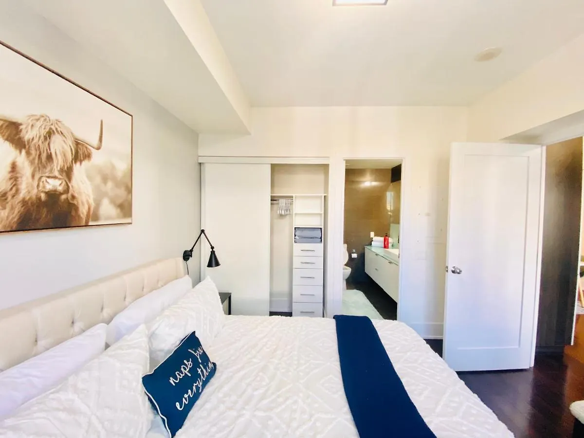 Downtown Toronto King Suite